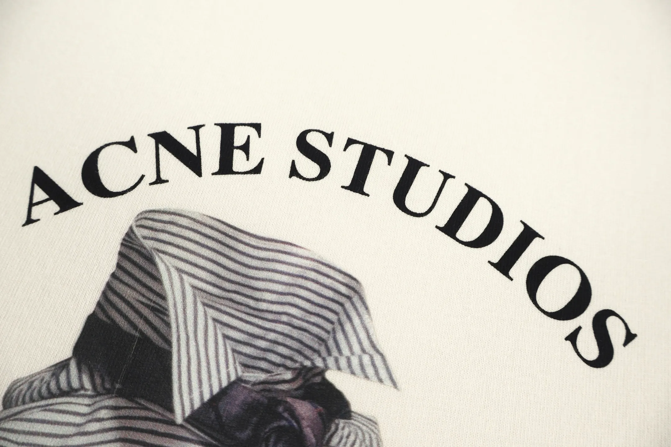 Acne Studios 1, ， ， ， 、Breathable ， ， 。 ， ， 。 ， ， 。 ， 、 ， 、 。 ， ， ， ， Versatile 。 ， ， Same Style ， ， ， ， Same Style。 Size:S-M-L-XL